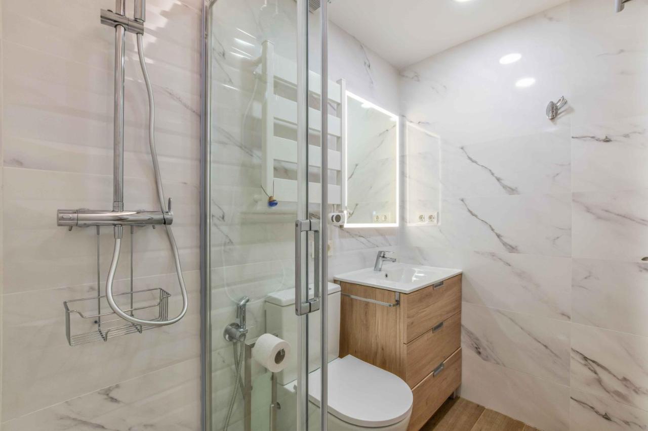Global Home - Pada Madrid Phòng bức ảnh